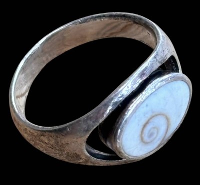 Auktion 368<br>Silberring-835- mit hellen Stein, RG 56, 7,4 gr., ungeputzt [1]