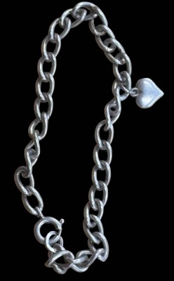 Auktion 368<br>Silber-800- Armkettchen mit Herzanhänger, L-20 cm, 17,6 gr [1]