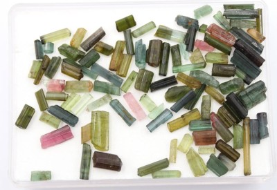 Auktion 368<br>Konvolut div. Turmalin-Kristalle, ca. 75ct [1]