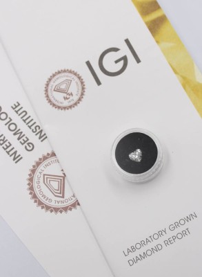 Auktion 368<br>Diamant, Herzform, 1,09ct, Labor erstellt, anbei IGI Zertifikat [1]