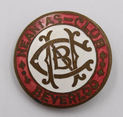 Auktion 368<br>kl. Abzeichen, Neanias-Club Beverloo, ca. D-3,4cm [1]