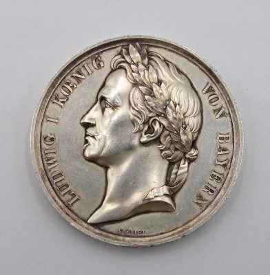 Auktion 368<br>gr. Medaille, König Ludwig I. mit Lorbeerkranz, Medailleur Carl Friedrich Voigt, ca. D-5,2cm [1]