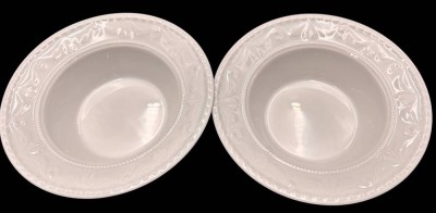 Auktion 368<br>2x kl. runde Beilagenschalen  