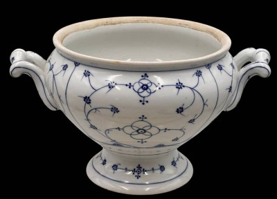 Auktion 368<br>gr. Suppenterrine 