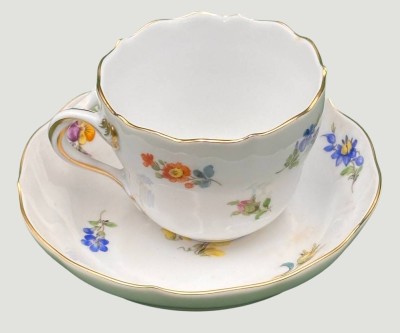 Auktion 368<br>Mokkatasse mit U.T. 