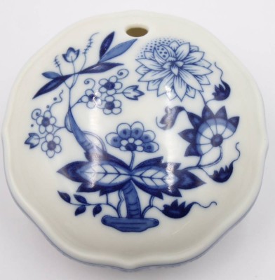 Auktion 368<br>Süßstoffdose von Hutschenreuther im Zwiebelmuster , [1]