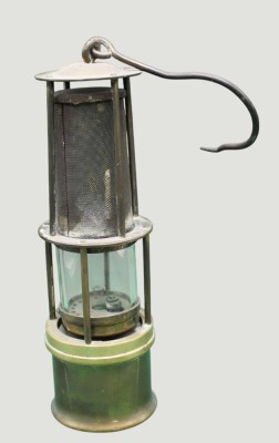 Auktion 368<br>alte Grubenlampe mit Haken, Karbid, H-ca. 29 cm, ohne Haken gemessen [1]