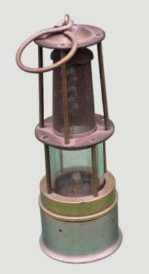 Auktion 368<br>kl. Miniatur Bergbaulampe, H-16 cm [1]