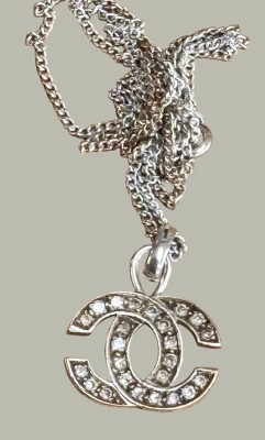 Auktion 368<br>Silberkette-835- mit Doppel C Anhänger, klare Steine, zus. 15 gr. [1]