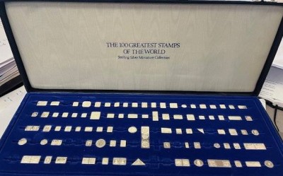 Auktion 368<br>Kasten mit 85 x Silber-925- Briefmarken, die berühmtesten der Welt [1]