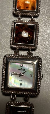 Auktion 368<br>Damenarmbanduhr 