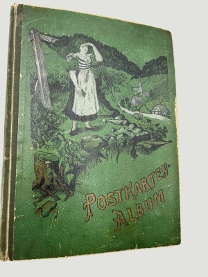 Auktion 368<br>altes Postkartenalbum mit 104 Ansichtskarten um 1910, wohl alle gelaufen [1]