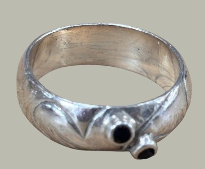 Auktion 368<br>Silberring-925-, 2 schwarze Steine, RG 57, 9,6 gr [1]