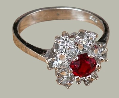 Auktion 368<br>Silberring-800-, roter Centerstein, umringt von klaren Steinen, RG 54, 4 gr. [1]