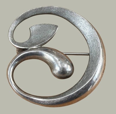 Auktion 368<br>Silber-925- Brosche, 10 gr., B-3 cm [1]