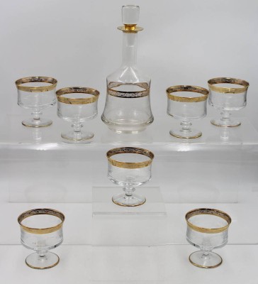 Auktion 368<br>Karaffe mit 7 Congnac-Schwenkern, wohl Murano Medici , ca. H-28,5cm und Gläser H-10,2cm [1]