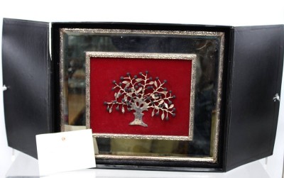 Auktion 368<br>dekoratives Wandbild, Silberblech, mittig wohl Olivenbaum, ca. 31 x 36cm [1]