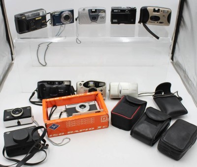 Auktion 368<br>10x div. Kompaktkameras davon 1x Digital, Funktionen nicht geprüft [1]