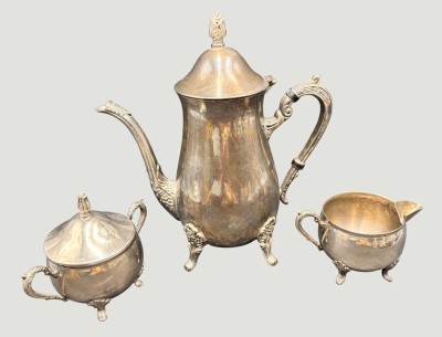 Auktion 368<br>versilberter Kaffeekern, Kanne h-25 cm [1]