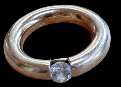 Auktion 369<br>massiver Silberring-925- mit klaren Stein, 14,9 gr., RG 58 [1]