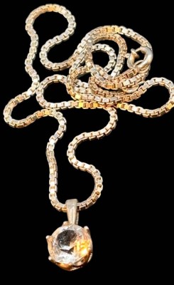 Auktion 369<br>Silberkette-925- mit Anhänger, gr. klarer Stein, L-40 cm, 5,7 gr [1]