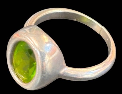 Auktion 369<br>Silberring-925- mit grünen Stein, RG ca. 60, 6,3 gr. [1]