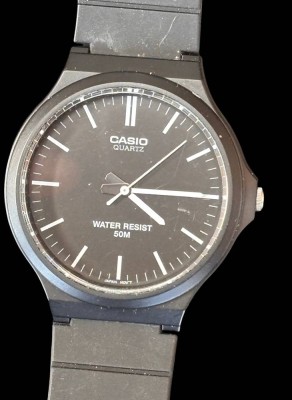 Auktion 369<br>Quartz Armbanduhr Casio -1330- MW 240, Werk läuft, scheinbar ungetragen? [1]