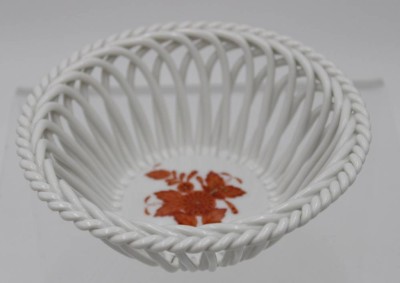 Auktion 369<br>Korbschale, Herend, Apponyi, H-4,5cm D-11,5cm. [1]