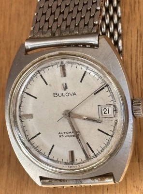 Auktion 369<br>Bulowa Automatic HAU um 1970, Werk läuft, Tragespuren, Stahlband, D-35 mm, Nr. 1-755117 [1]