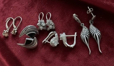 Auktion 369<br>5 Paar Ohrstecker, alle Silber, 16,5 gr [1]