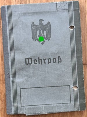 Auktion 369<br>Wehrpass, 1942 [1]