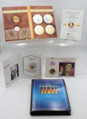 Auktion 369<br>Konvolut div. Sammelmedaillen, Papst Johannes Paul II., Papst Franziskus, Sammlung 
