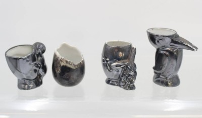 Auktion 369<br>4x div. wohl Eierbecher, silberfarben, älter, leicht berieben, ca. H-8cm [1]