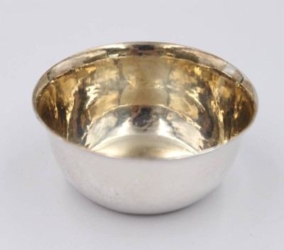 Auktion 369<br>kl. Silberschale, 800er, 41,7gr., ca. H-2,8cm D-6,3cm [1]