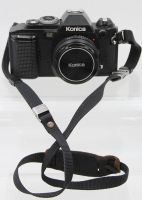 Auktion 369<br>Vintage Fotoapparat  Konica FS-1, Objektiv Konica Hexanon AR 40mm F1.8, Gebrauchsspuren, Funktion nicht geprüft [1]