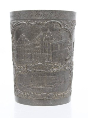 Auktion 369<br>reliefierter Zinnbecher, datiert 1896, ca. H-9,5cm [1]