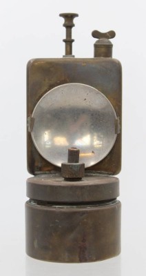 Auktion 369<br>Karbid-Lampe, älter, ca. H-19cm [1]