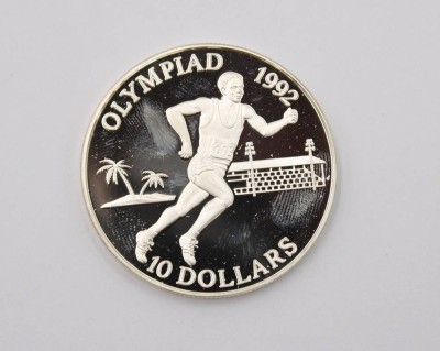 Auktion 369<br>Salomonen, 10 Dollars Silbermünze, 1991, XXV. Olympische Sommerspiele 1992 in Barcelona, 925er Silber, ca. 31,4gr., D-3,8cm [1]