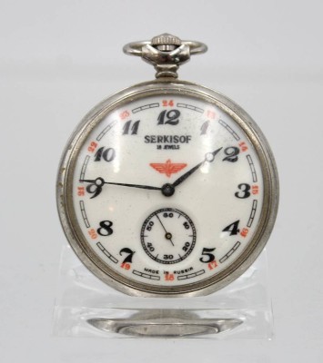 Auktion 369<br>russische Herren-Taschenuhr, Serkisof, Kronenaufzug, Werk läuft, rückendekel mit Einesbahnrelief, ca. D-5cm [1]