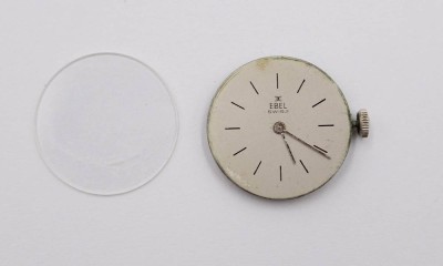 Auktion 369<br>Nintage-Damen-Uhrwerk, EBEL, Handaufzug, Werk läuft, ca. D-2,2cm [1]