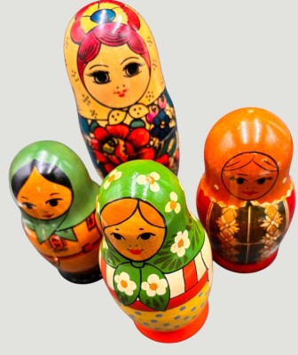 Auktion 369<br>4x russische Volkskunst, Matroschkas, handbemalt, samt Innenleben, H-max.  22 cm [1]
