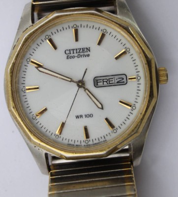 Auktion 369<br>Herren-Armbanduhr, Citizen Eco-Drive WR100, Quarzwerk läuft, guter Zustand, Zugband, ca. D-3,5cm [1]