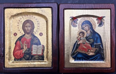 Auktion 369<br>2x kl. Ikonen nach antiken byzantinischen Vorbilder, tw. handgemalt auf Holz, 15x13 cm [1]