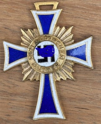 Auktion 369<br>Mutterkreuz in Gold [1]