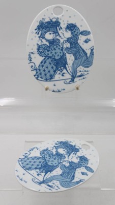 Auktion 369<br>2x Wand-Plaketten, Bjørn Wiinblad, Danmark, je 19 x 14,5cm [1]