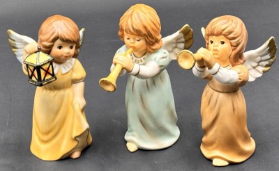 Auktion 369<br>3xGoebel Engel, H-9 cm [1]