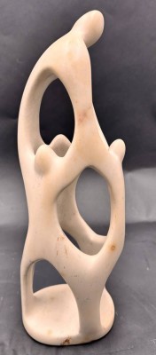 Auktion 369<br>afrikan. Speckstein Skulptur. menschliche Pyramide, H-30 cm [1]