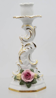 Auktion 369<br>Leuchter mit aufgesetzten Blüten, Dresden, ca. H-21cm [1]