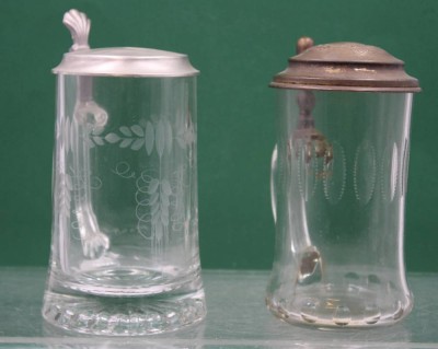 Auktion 371<br>2x div. Bierkrüge, 1x neuzeitl., 1x wohl um 1900 dieser leider bestossen, ca. H-18cm [1]