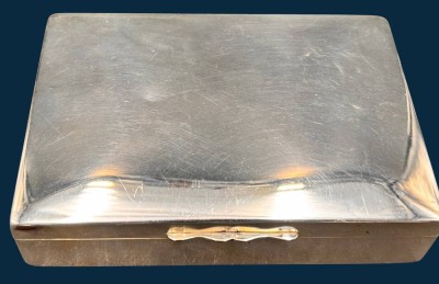 Auktion 369<br>Zigarettendose, electro plated, England, guter Zustand, H-4 cm, 16x11,5 cm [1]